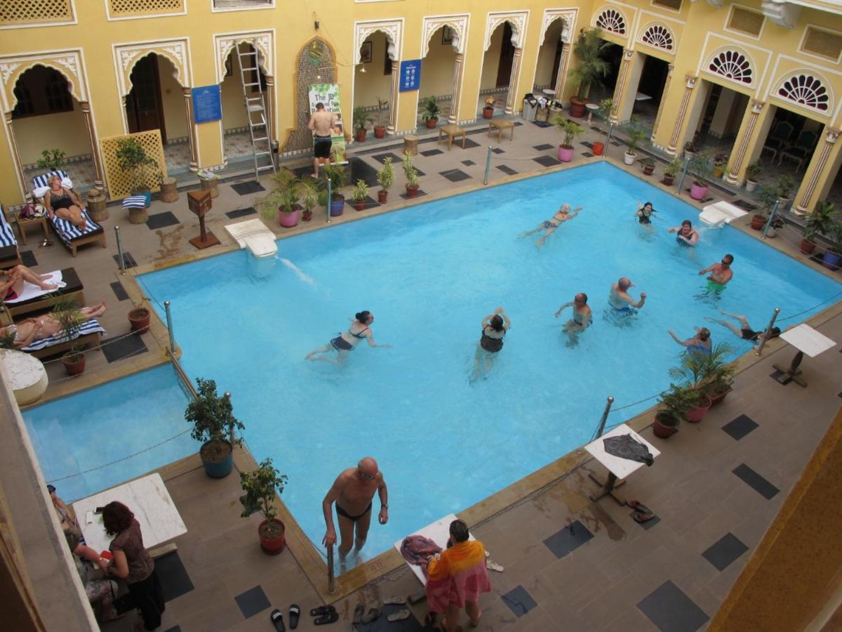 Nirbana Palace - A Heritage Hotel And Spa Jaipur Extérieur photo