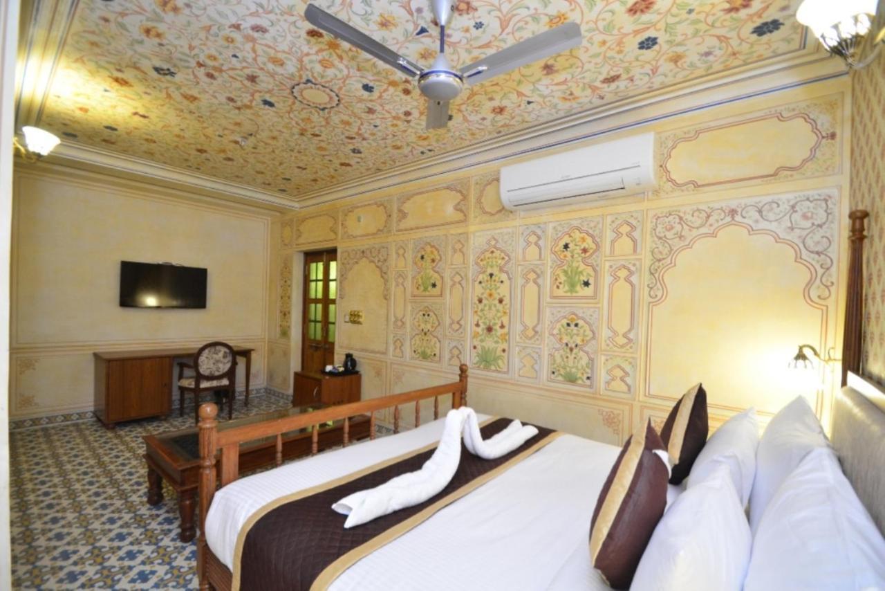 Nirbana Palace - A Heritage Hotel And Spa Jaipur Extérieur photo