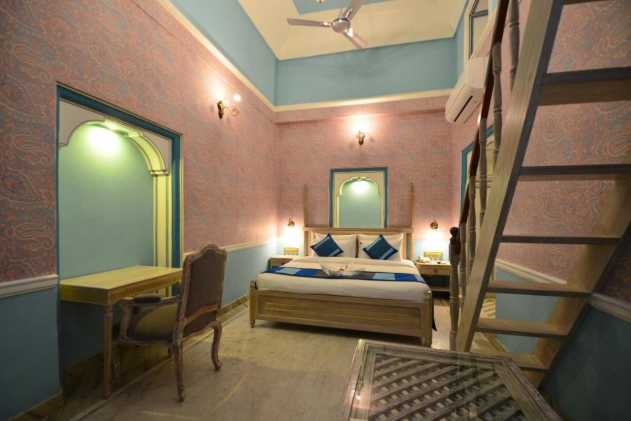 Nirbana Palace - A Heritage Hotel And Spa Jaipur Extérieur photo