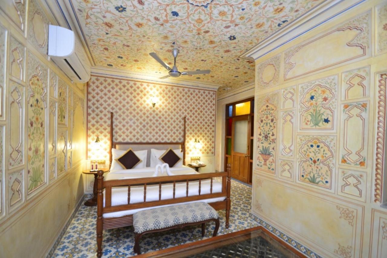 Nirbana Palace - A Heritage Hotel And Spa Jaipur Extérieur photo