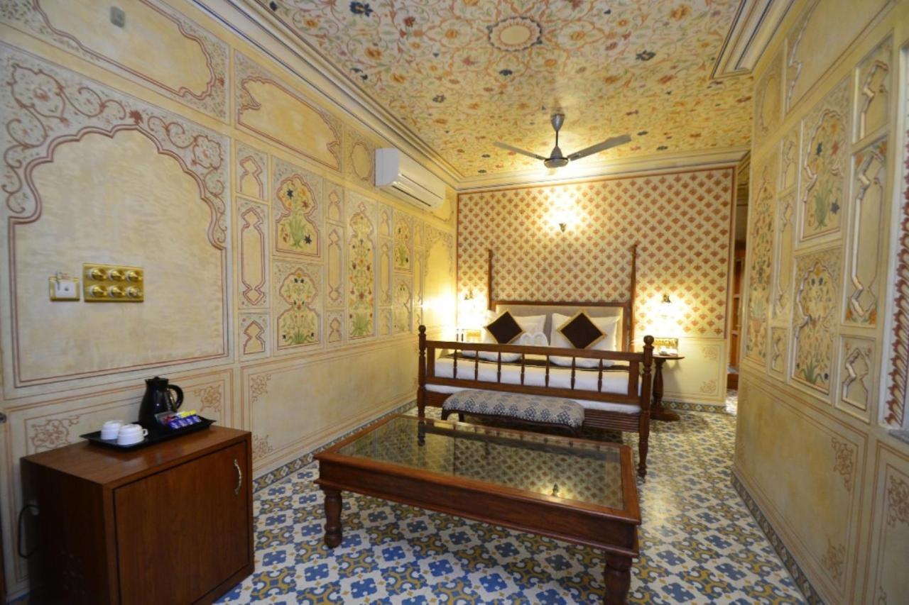 Nirbana Palace - A Heritage Hotel And Spa Jaipur Extérieur photo