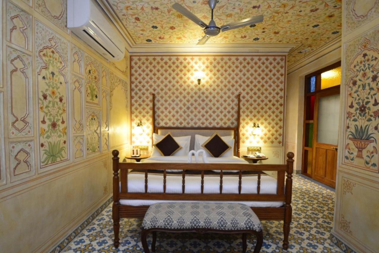 Nirbana Palace - A Heritage Hotel And Spa Jaipur Extérieur photo