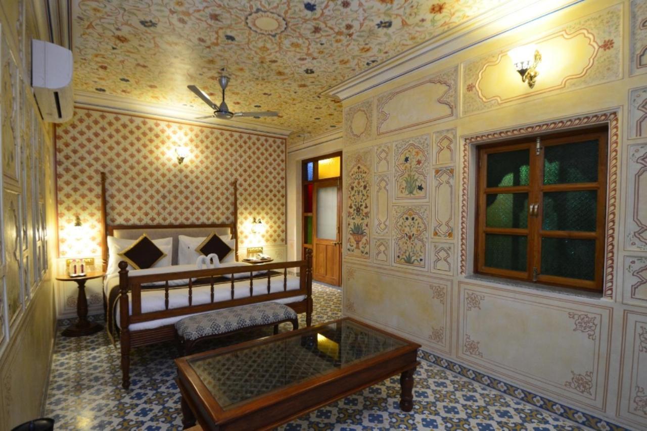 Nirbana Palace - A Heritage Hotel And Spa Jaipur Extérieur photo