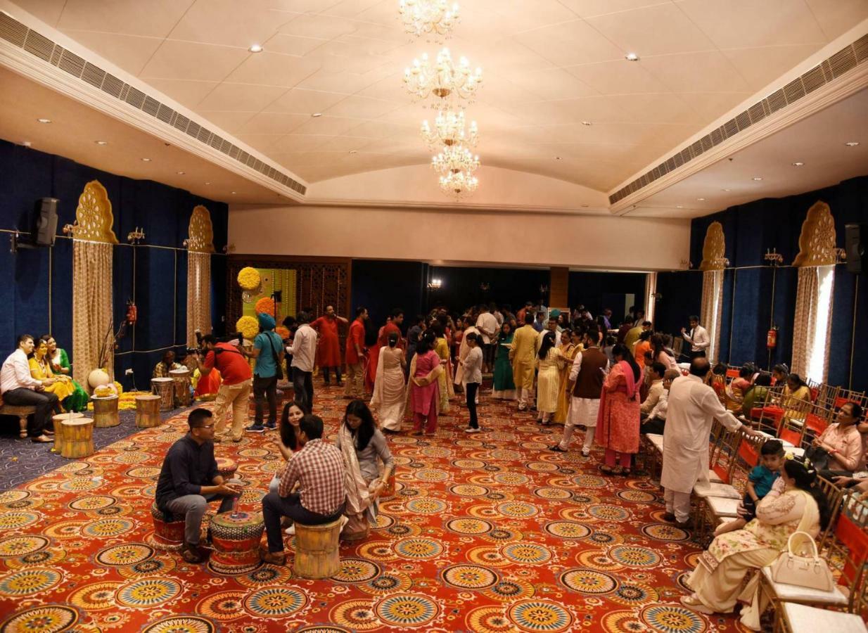 Nirbana Palace - A Heritage Hotel And Spa Jaipur Extérieur photo