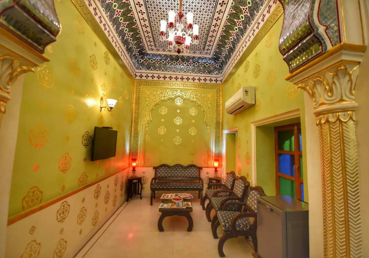 Nirbana Palace - A Heritage Hotel And Spa Jaipur Extérieur photo