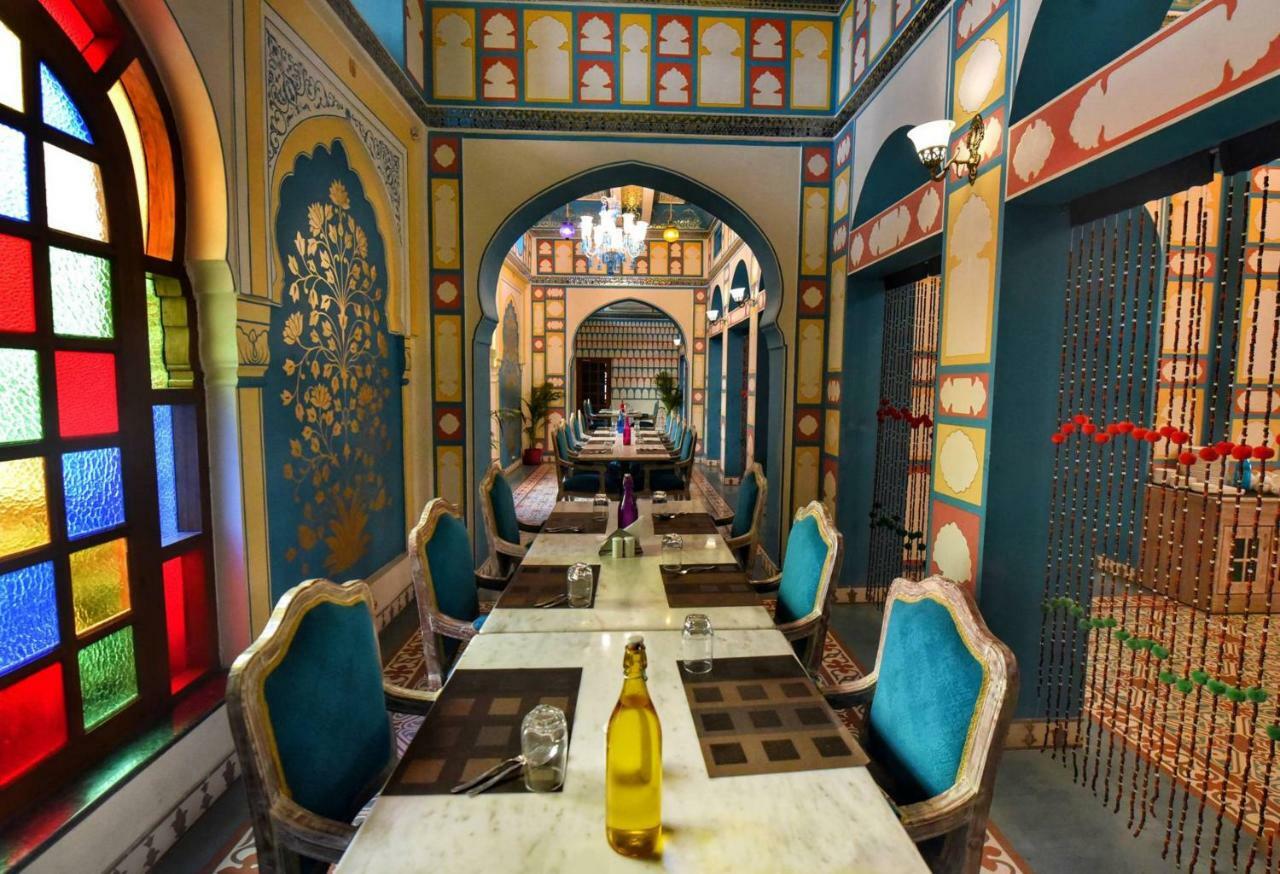 Nirbana Palace - A Heritage Hotel And Spa Jaipur Extérieur photo